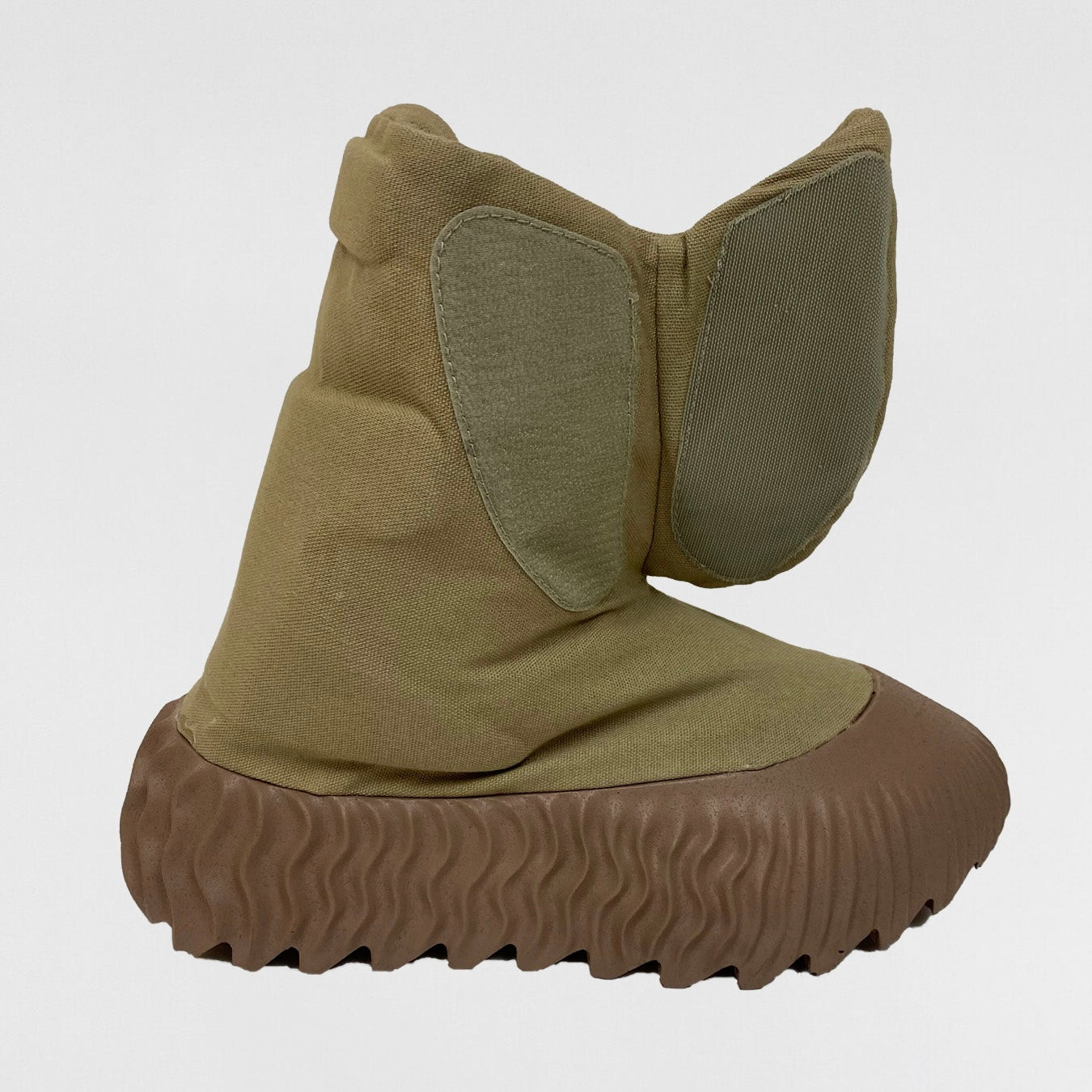 YZY SZN 8 Unreleased Sherp Padded Sample Boots